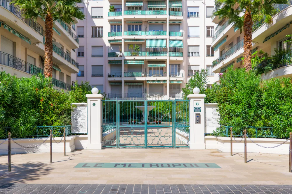 Guardoli Dermatology Nice • Un cabinet moderne au coeur de Nice