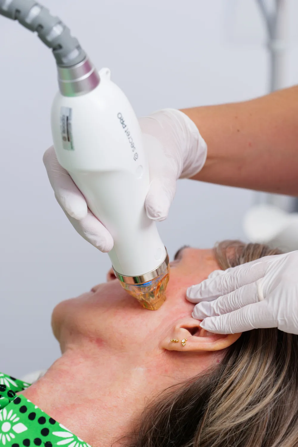 Guardoli Dermatology Nice • Visage